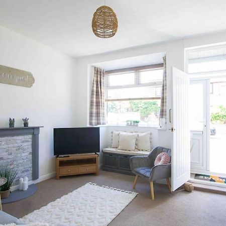 Beautiful 2 Bedroom House Close To The Seaside Cleethorpes Exterior foto